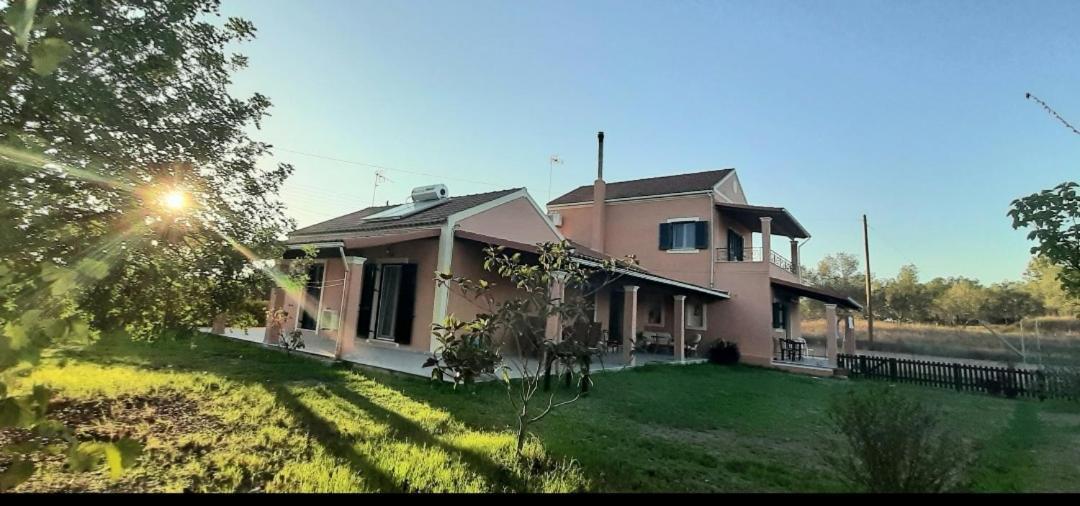 Lonelia'S Family Homes Lefkimmi  Dış mekan fotoğraf